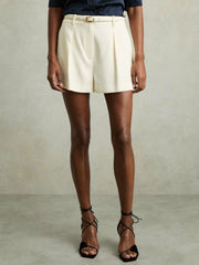 Single-Pleat Tailored Shorts Cream | Womens