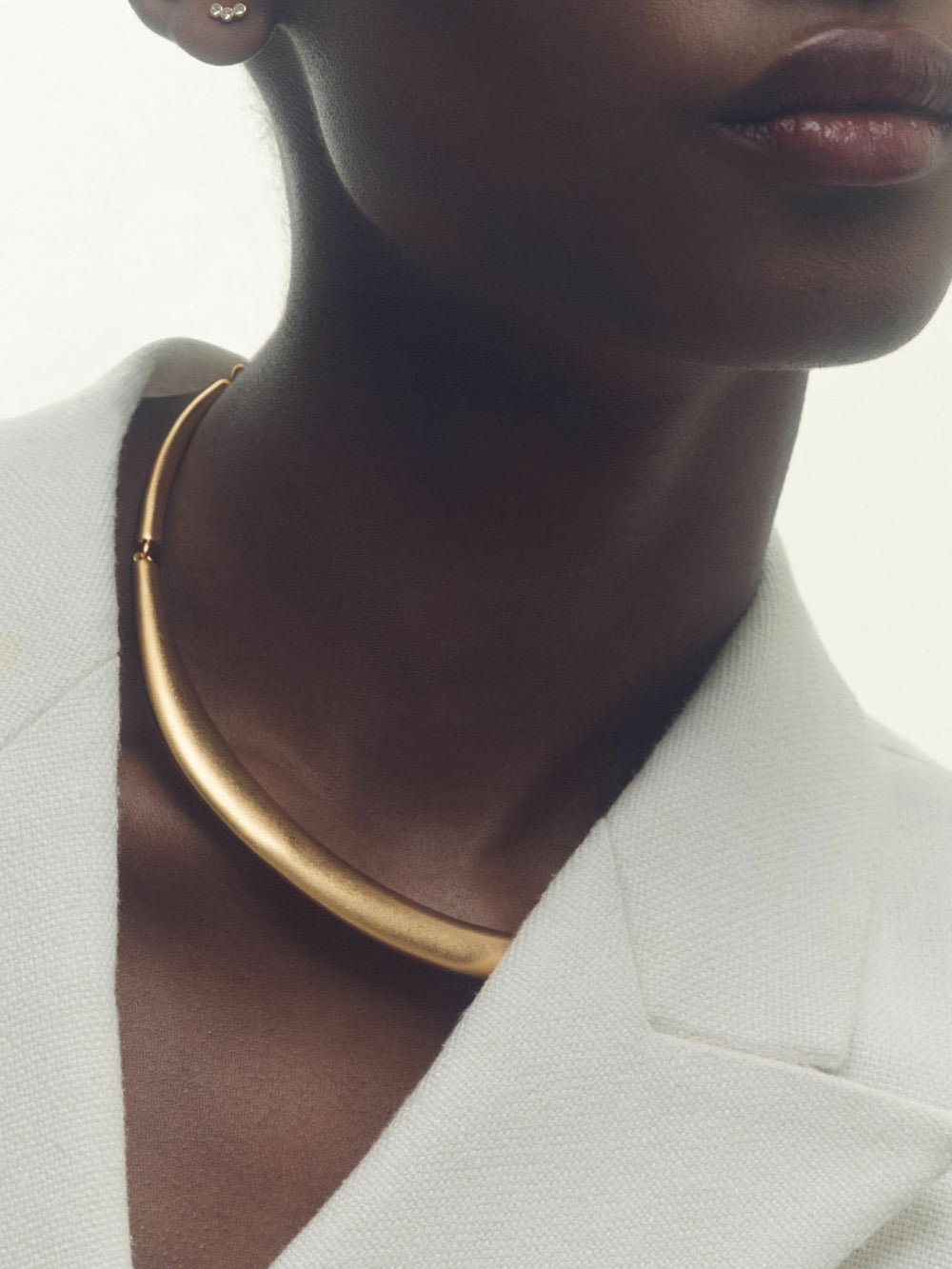 Polished Curve Choker Gold Tone | Womens