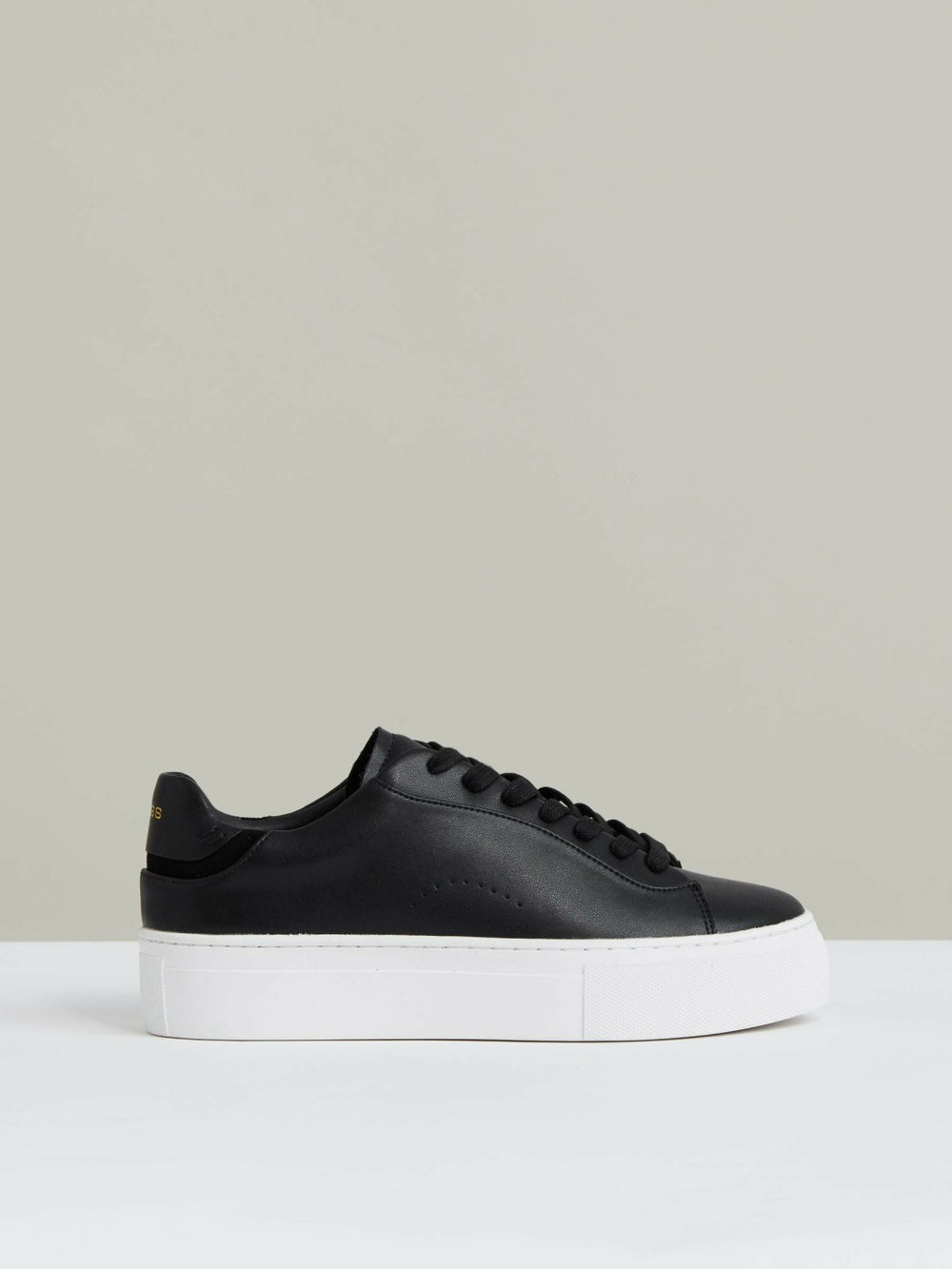Leather Low-Top Trainers Black | Womens