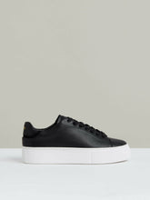 Leather Low-Top Trainers Black | Womens