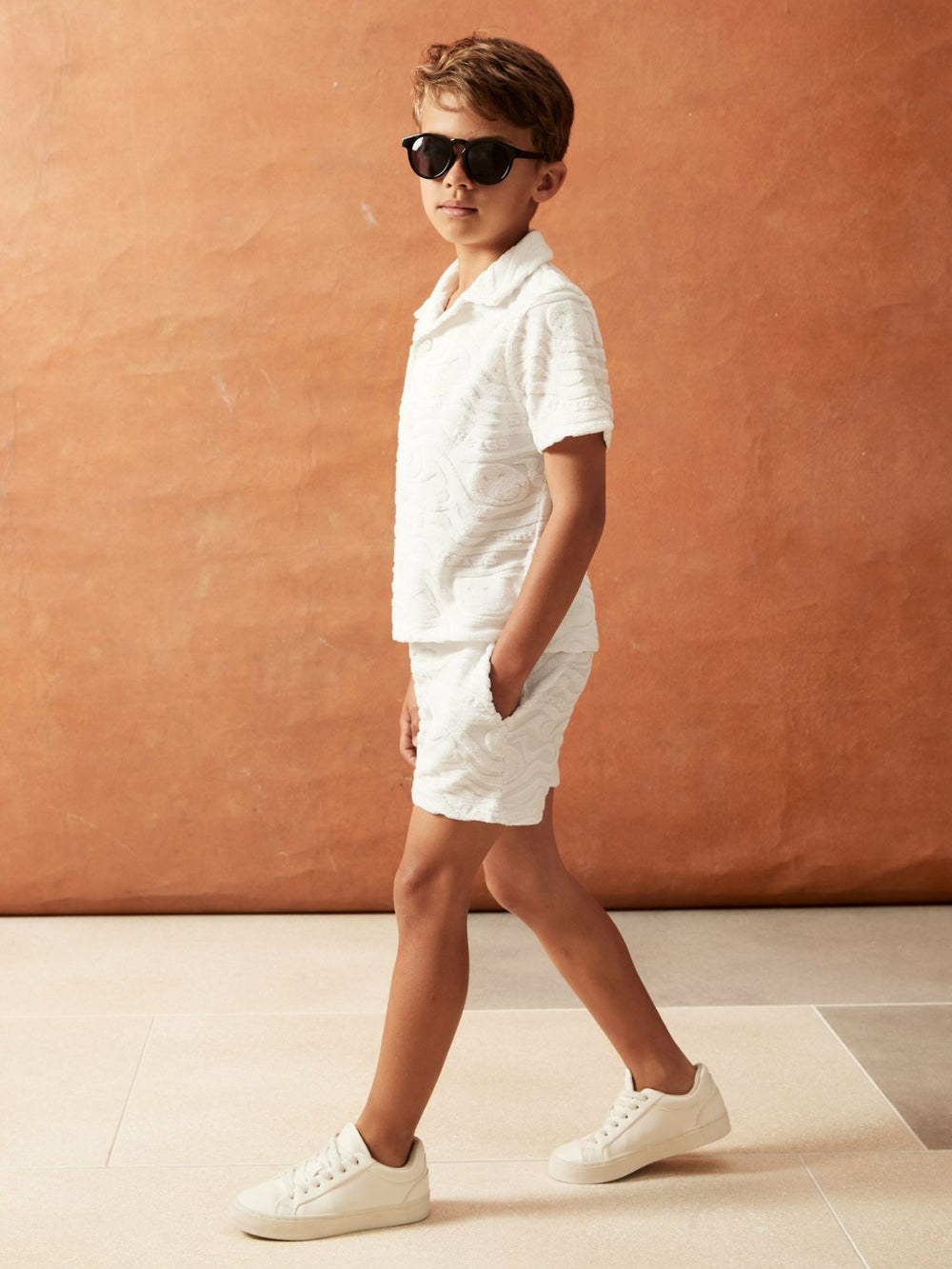 3-9 yrs SmileyWorld Wave Texture Shorts White | Children