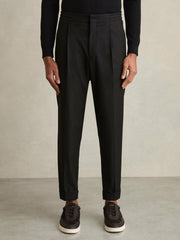 Relaxed-Fit Pleated Tapered Trousers Black | Mens