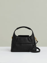 Grained-Leather Shoulder Bag Black | Womens
