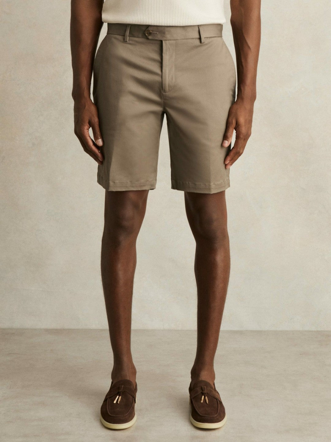 Oe Hampton Cotton Chino Shorts with Stretch Taupe | Mens
