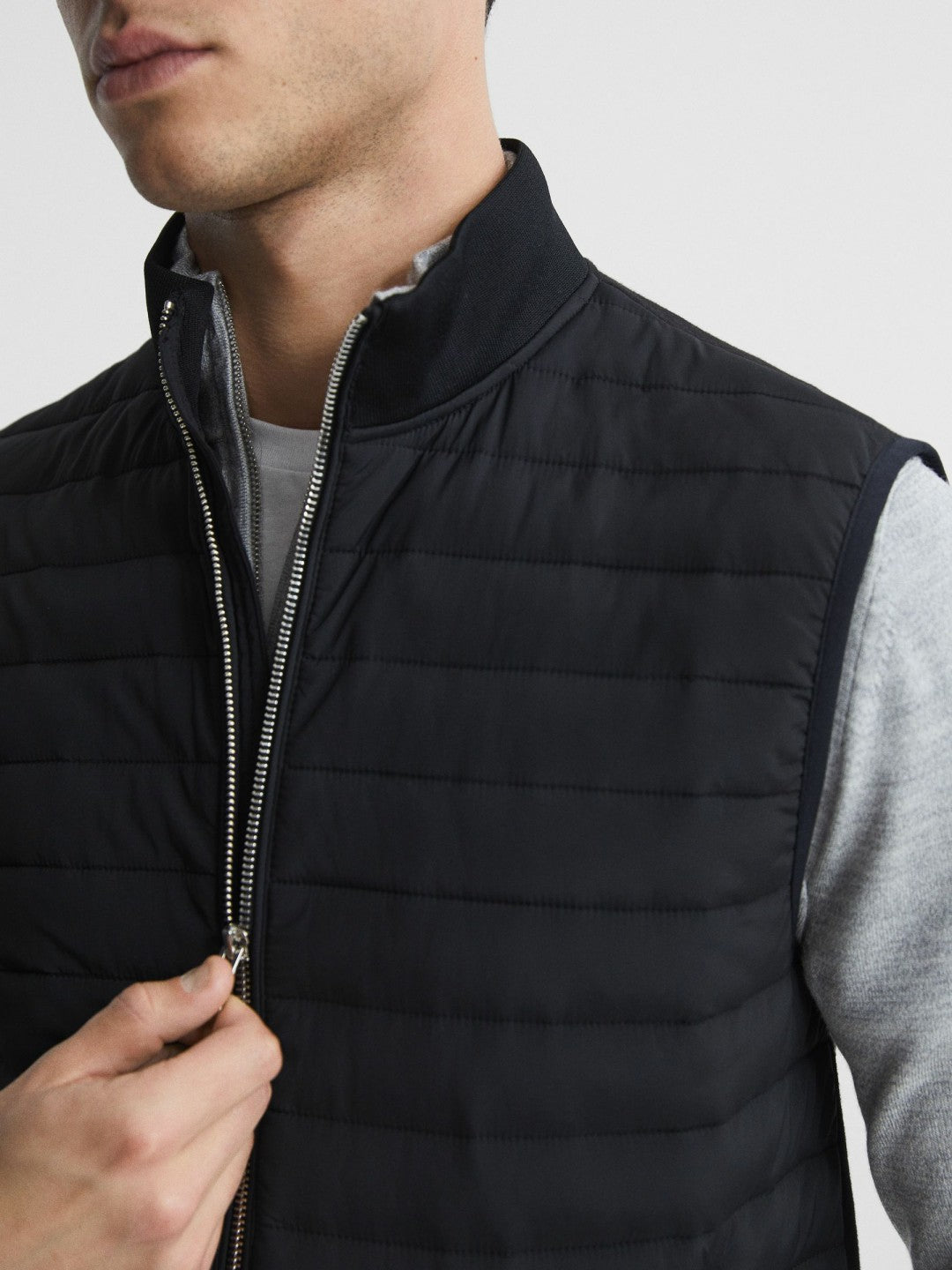 Hybrid Quilted Gilet Black | Mens