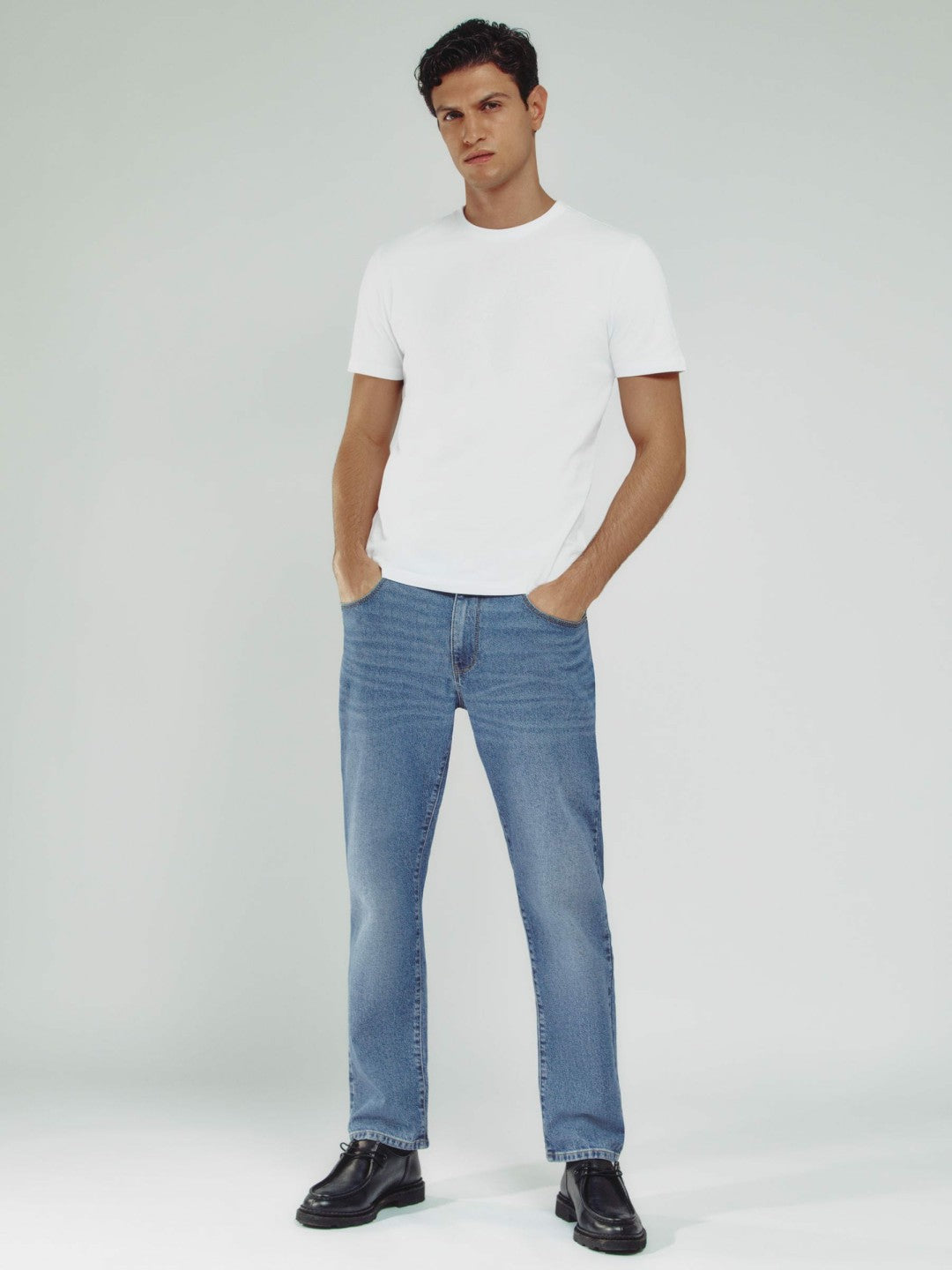 Straight-Leg Jeans Mid Blue Wash | Mens