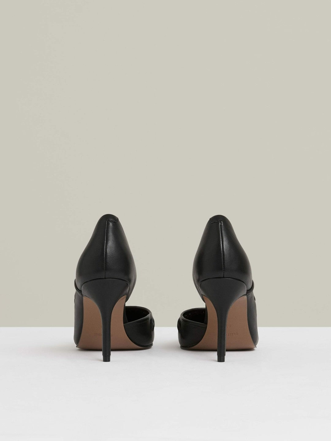 Leather Twist Detail Court Shoes Black | Womens