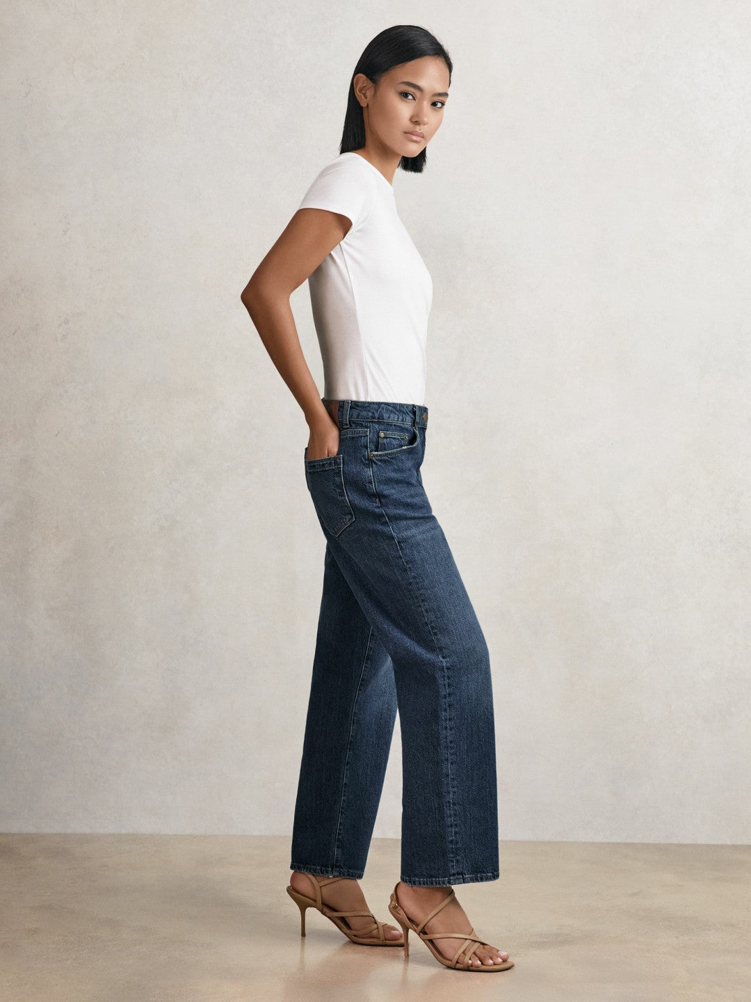 Petite Mid-Rise Straight-Leg Jeans Mid Blue | Womens