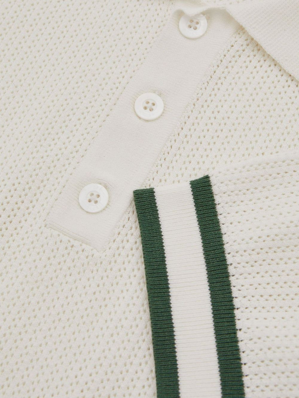 | Ché Knitted Half-Button Polo Shirt White | Mens