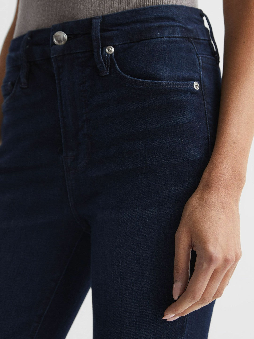 Good American Sculpting Skinny Jeans Mid Blue | Womens