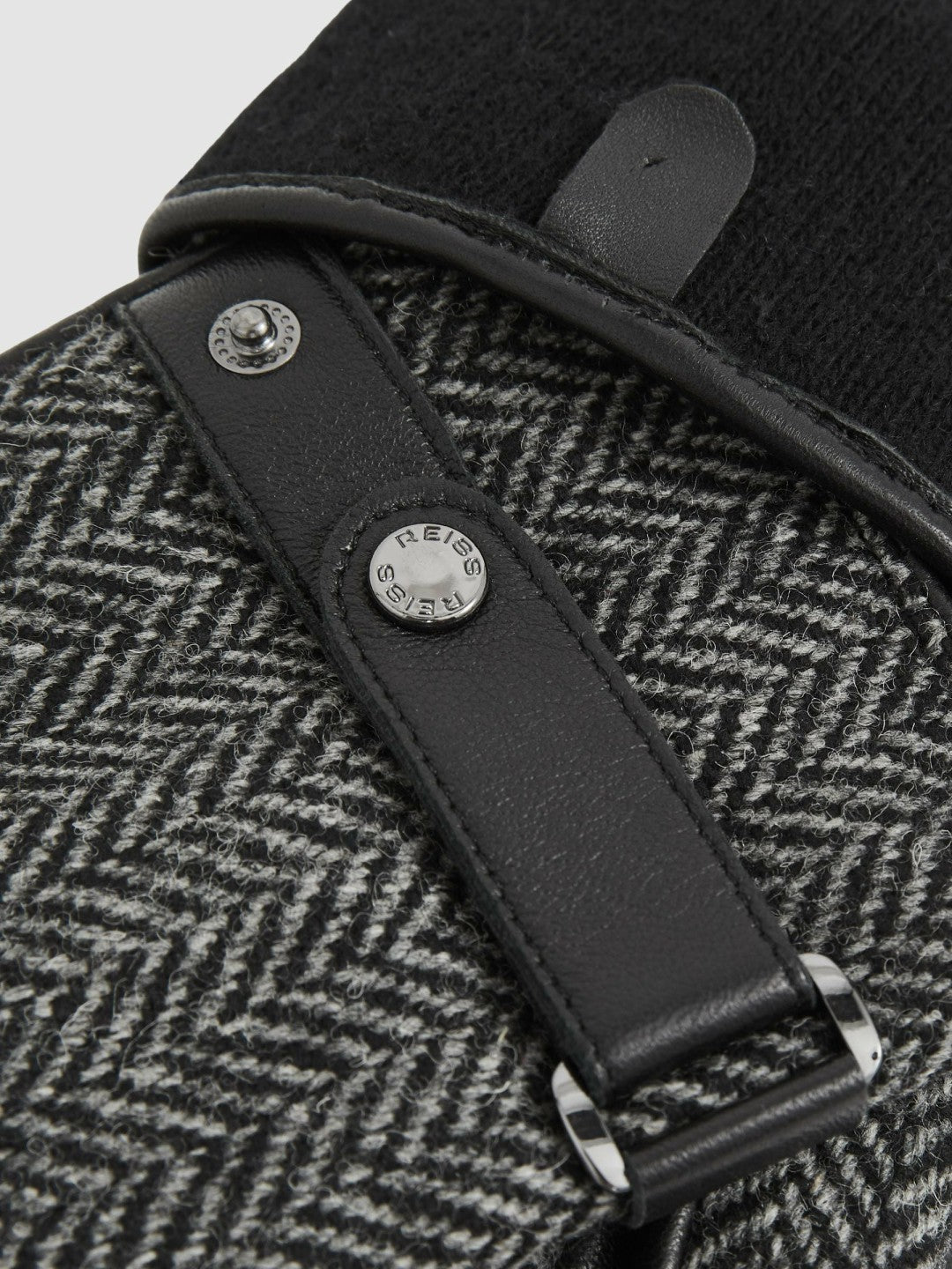 Leather And Wool-Blend Herringbone Gloves Black | Mens