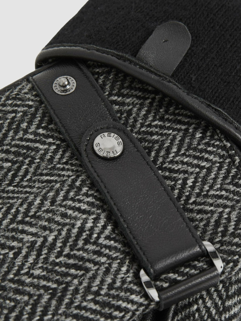Leather And Wool-Blend Herringbone Gloves Black | Mens