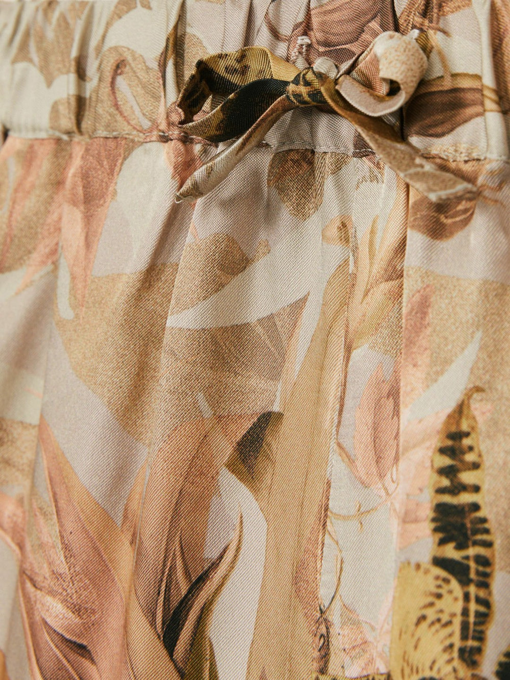 9-13 yrs  | NYBG Satin Floral-Print Shorts Khaki | Children