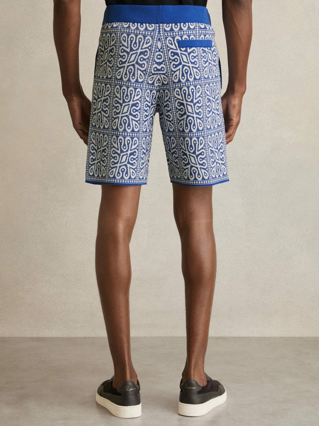 Tile Pattern Knit Shorts Blue/White | Mens