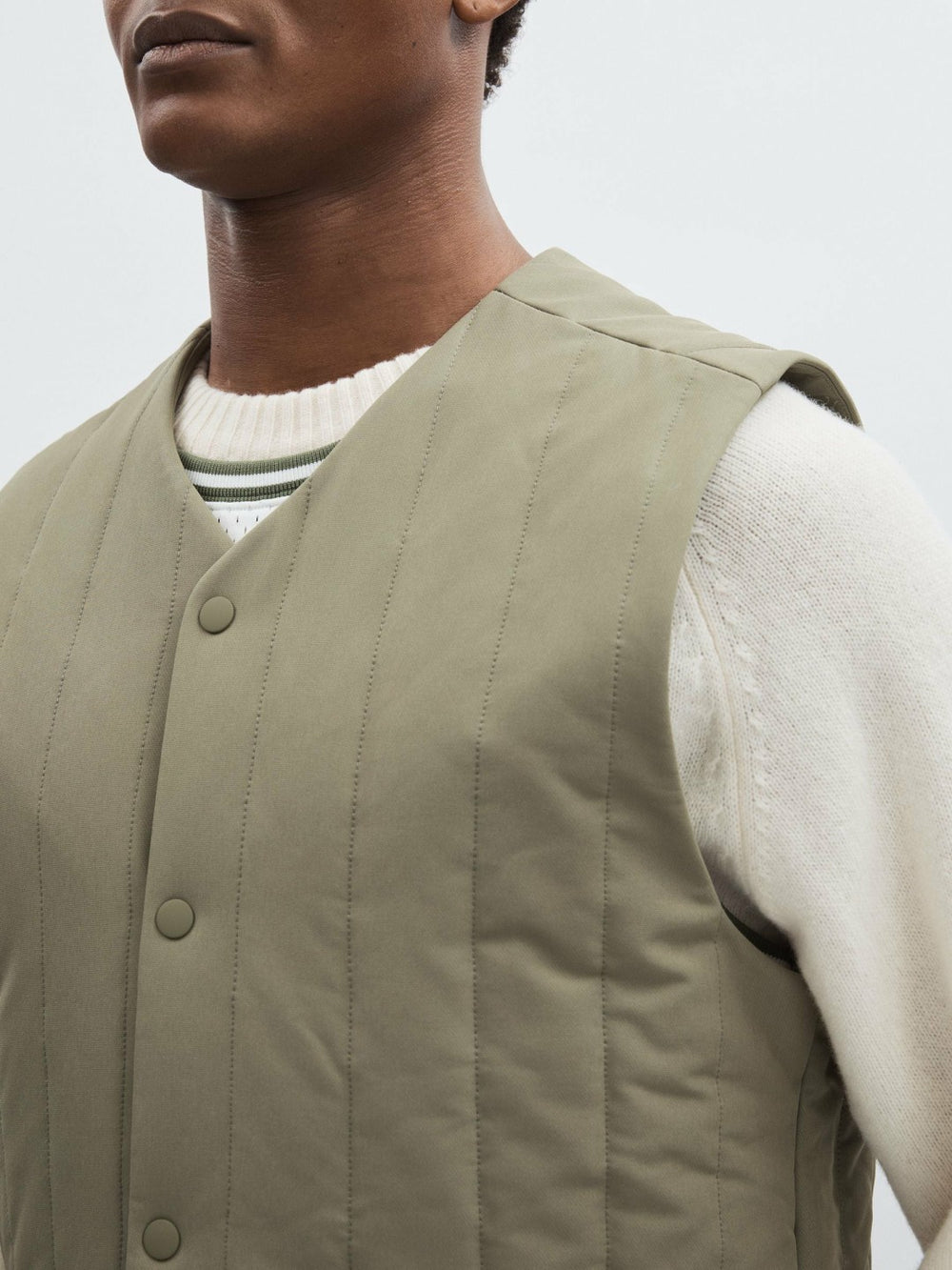 Les Deux Quilted Technical Gilet Green | Mens