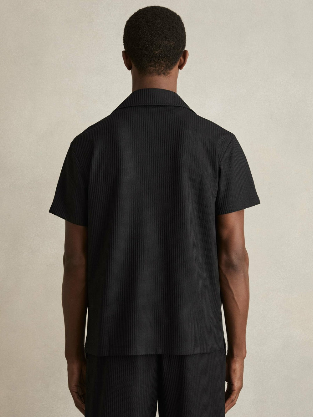 Textured-Knit Cuban-Collar Shirt Black | Mens