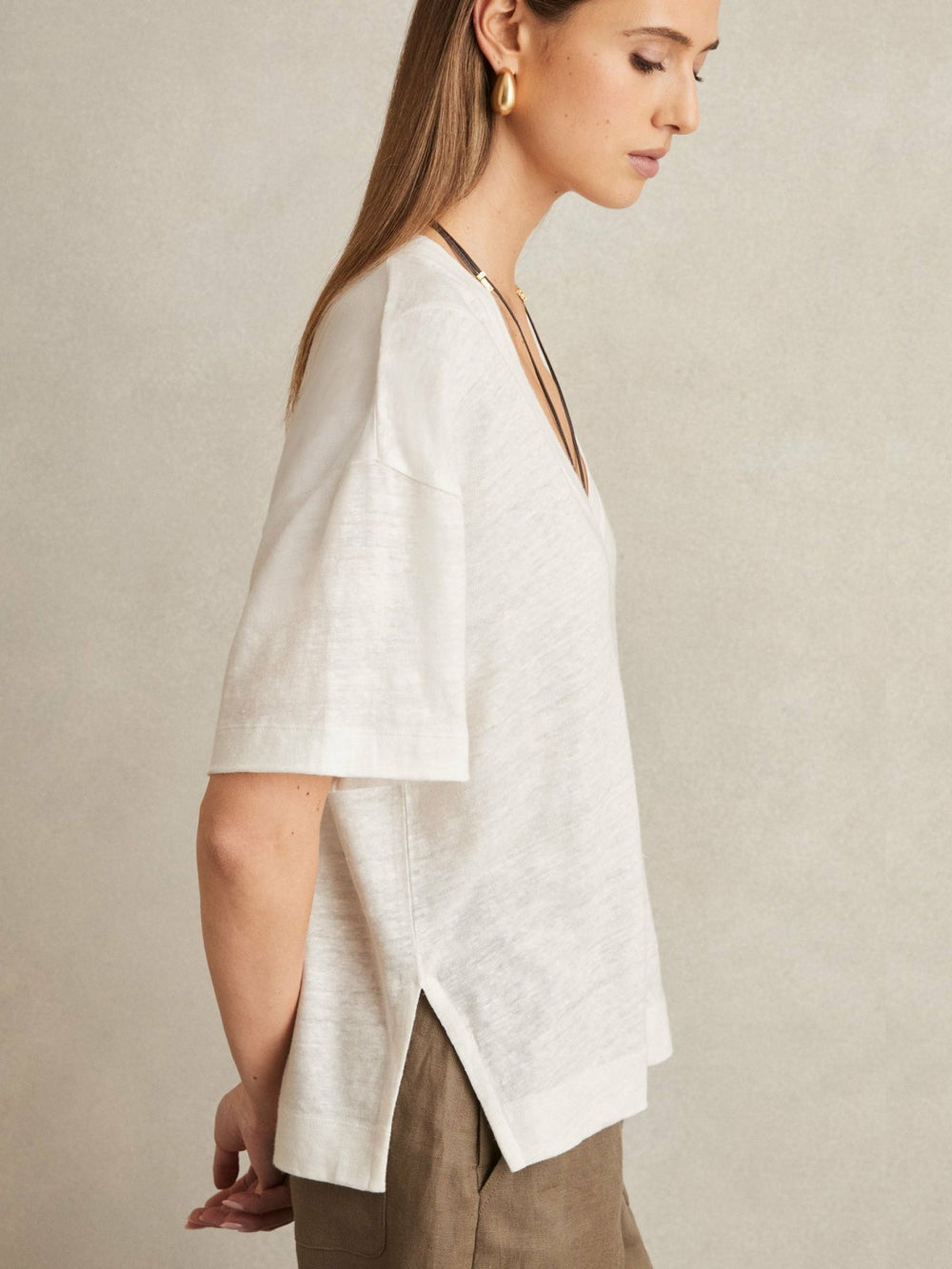 Linen V-Neck T-Shirt White | Womens