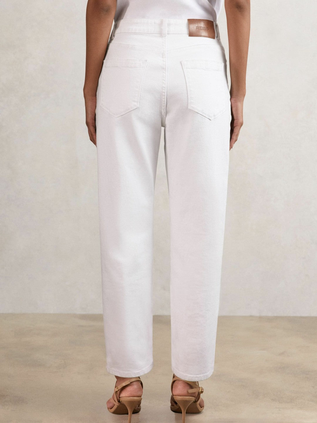 Petite Mid-Rise Straight-Leg Jeans White | Womens