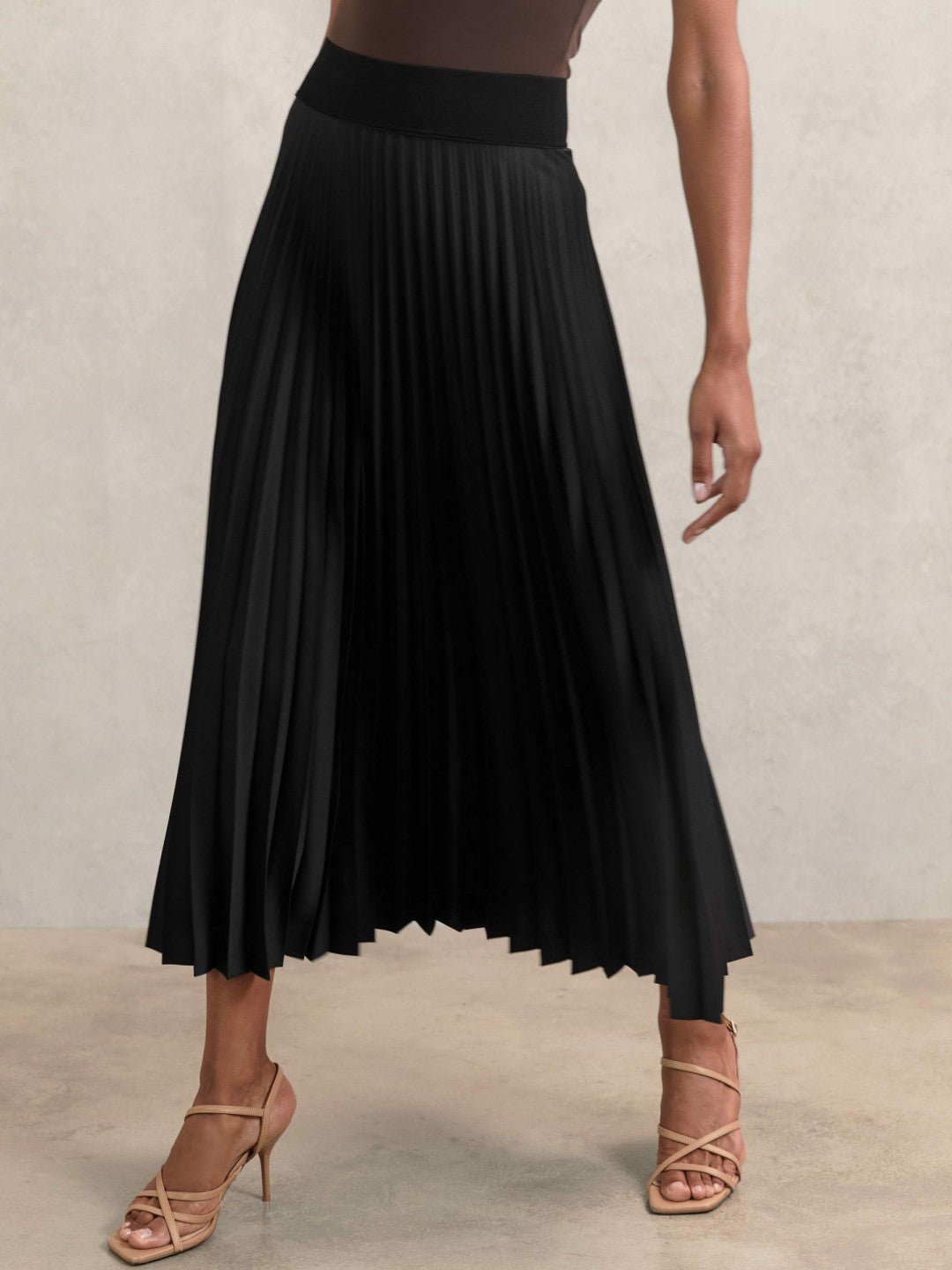 Pleated Midi Skirt Black | Womens