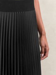 Pleated Midi Skirt Black | Womens