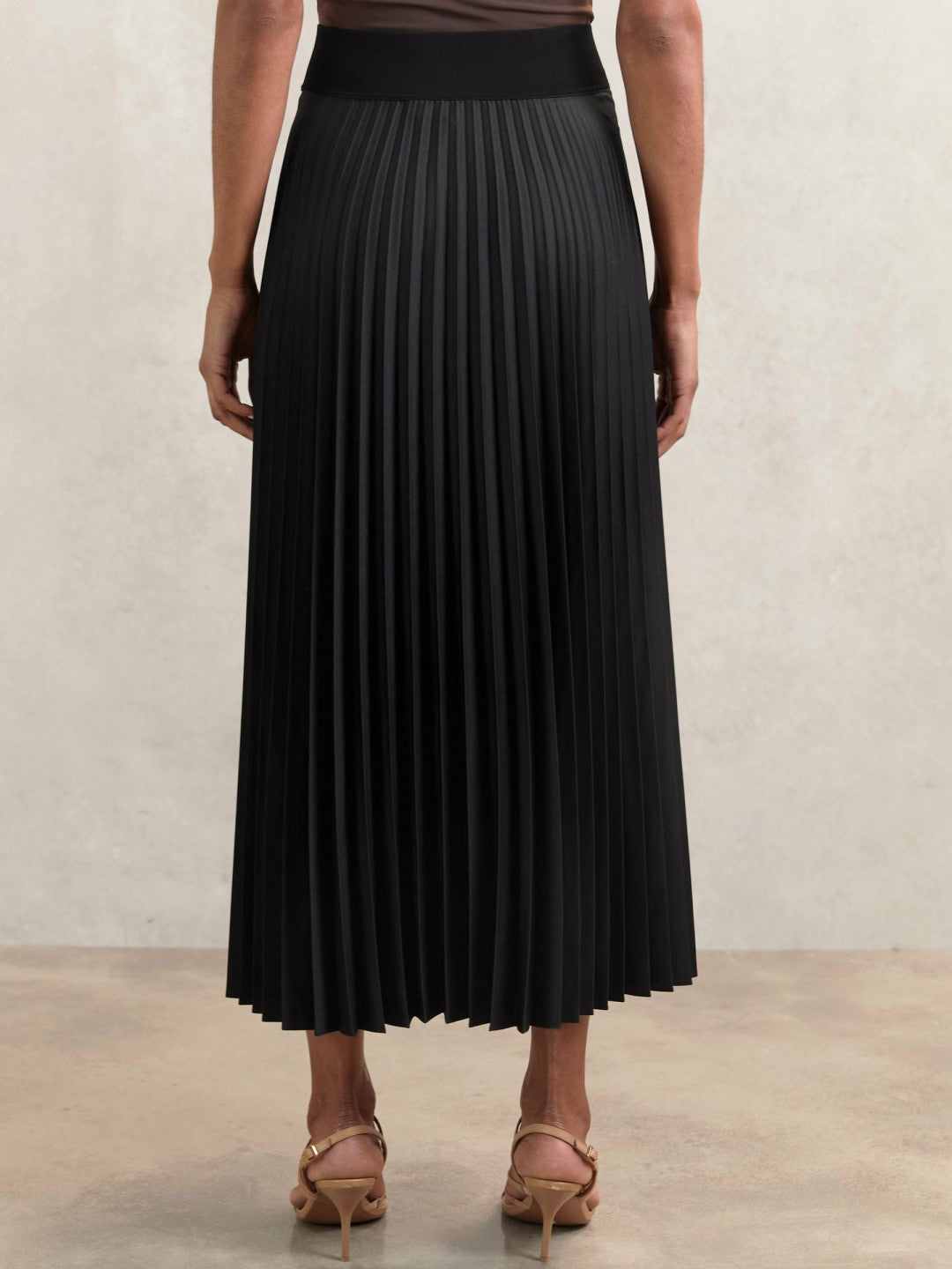 Pleated Midi Skirt Black | Womens
