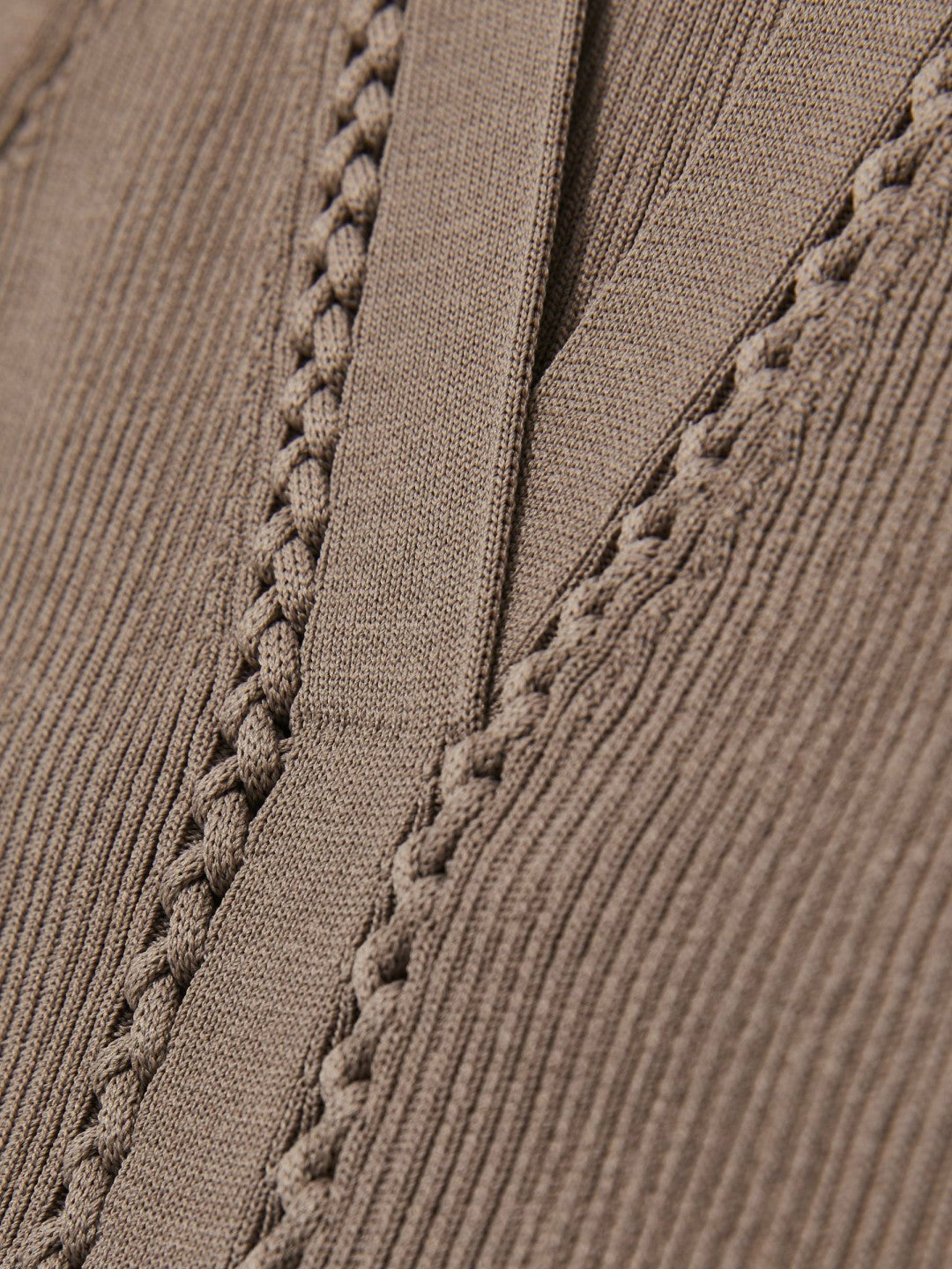 Craft-Stitch Rib-Knit Vest Mink | Womens