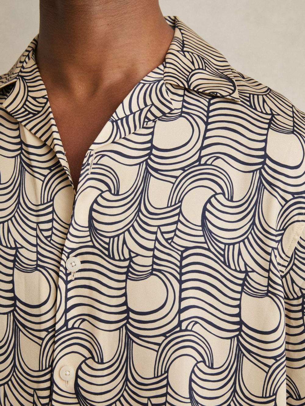 Wave Print Cuban Collar Shirt Off White/Navy | Mens