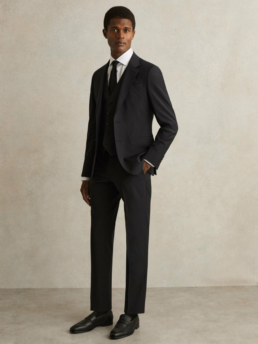Wool-Blend Slim-Fit Waistcoat Black | Mens