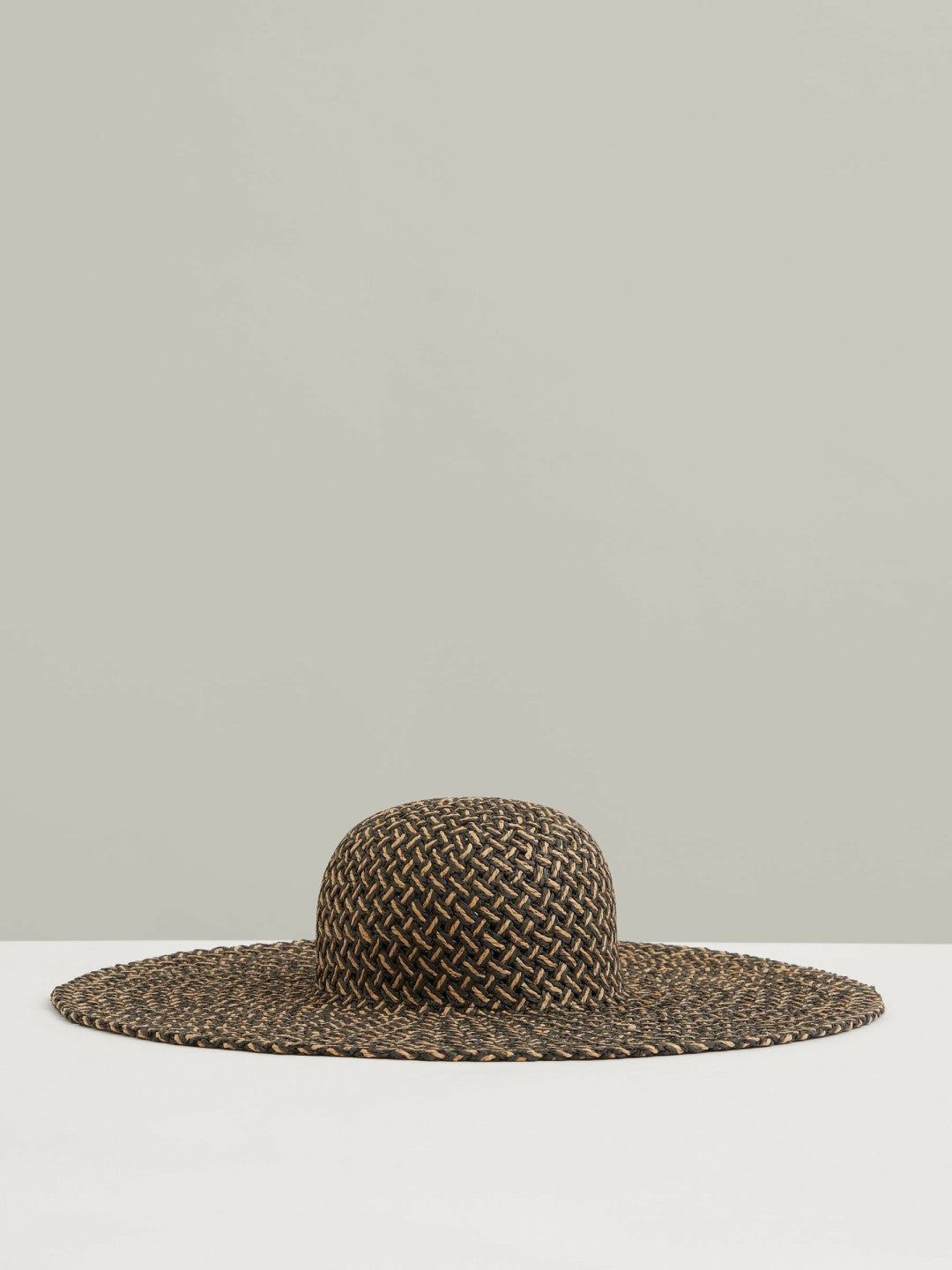 Straw Basket-Weave Sun Hat Black/Natural | Womens