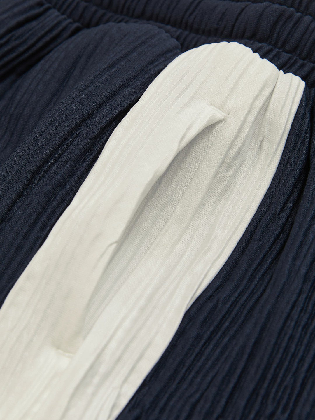 3-9 yrs Plissé Colour-Block Shorts Navy/White | Children