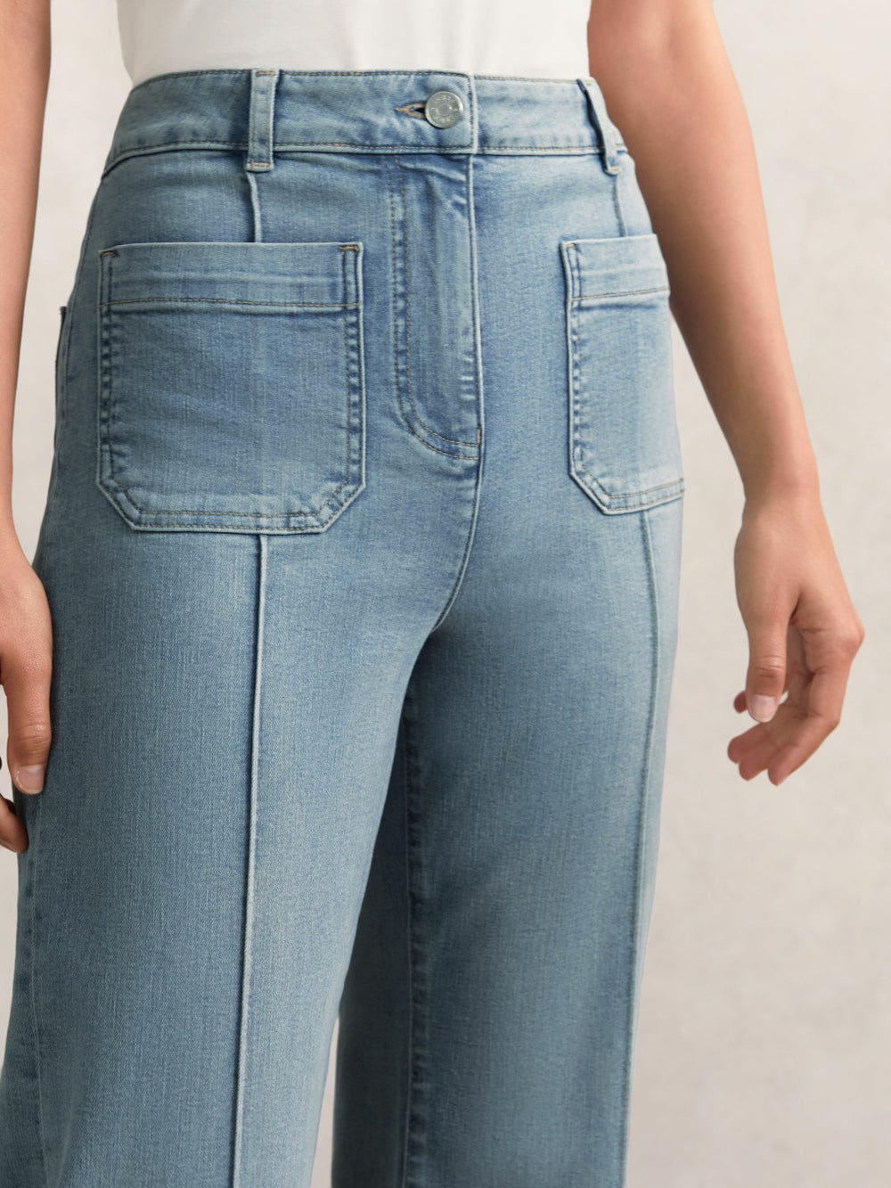 Petite Patch-Pocket Flared Jeans Light Blue | Womens
