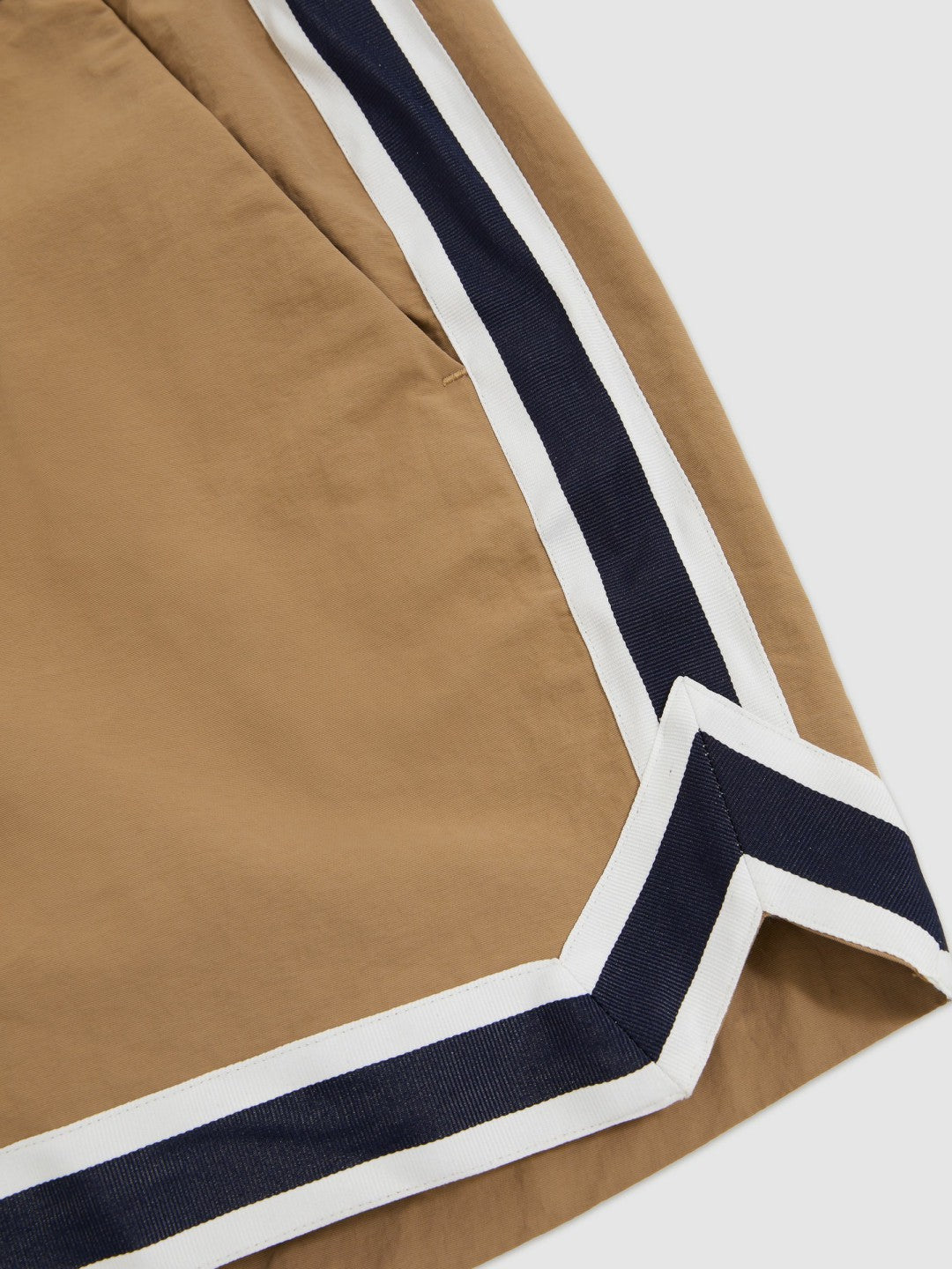 | Ché Stripe-Trim Swim Shorts Camel | Mens