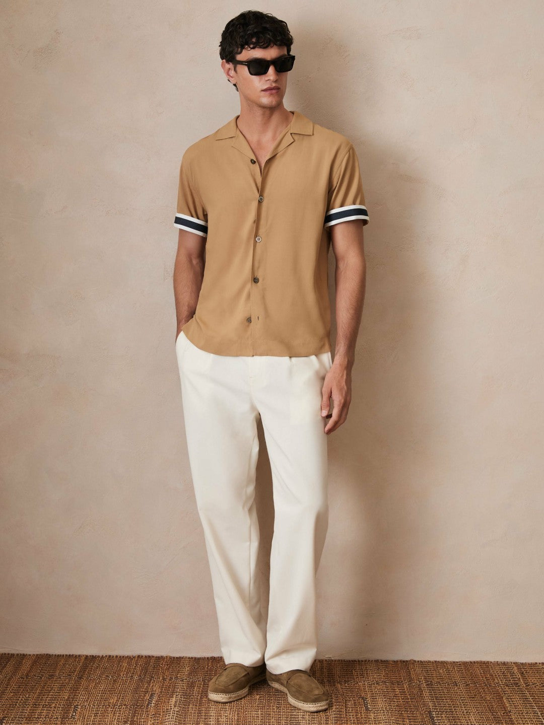 | Ché Stripe-Cuff Shirt Camel | Mens