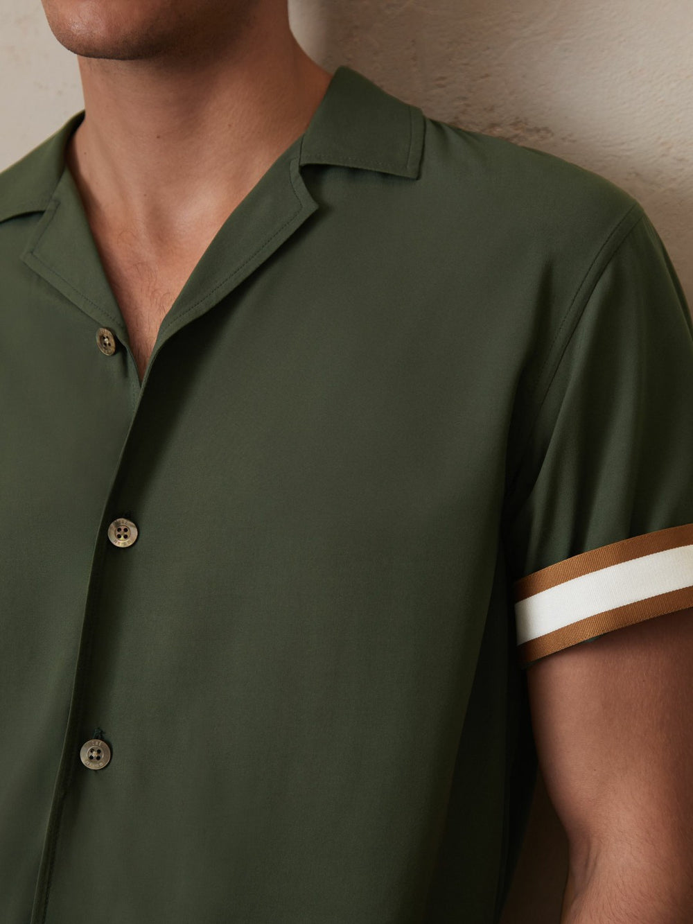 | Ché Stripe-Cuff Shirt Pine Green | Mens