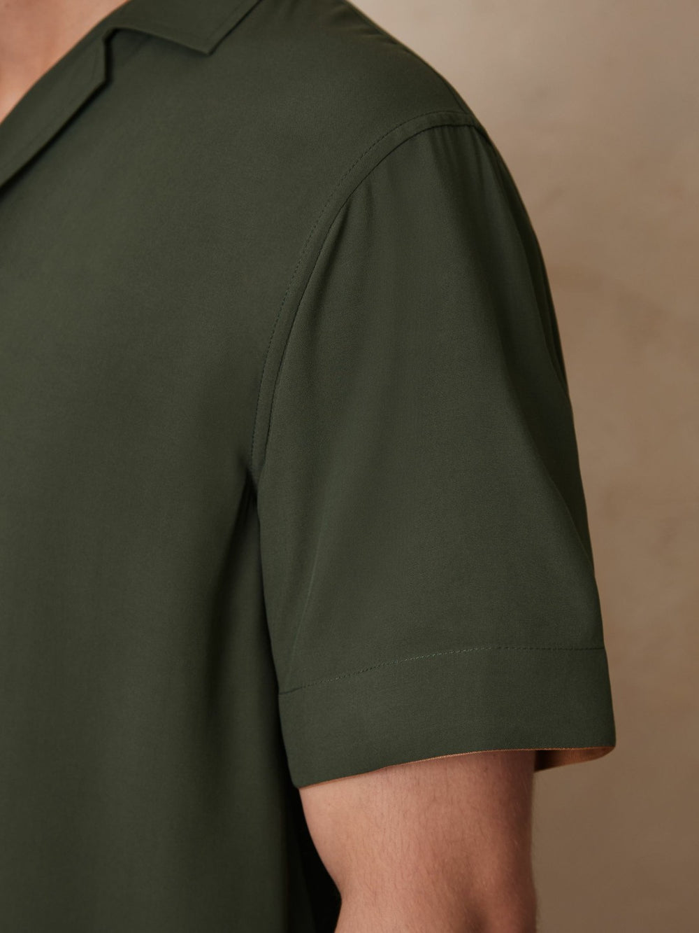 | Ché Stripe-Cuff Shirt Pine Green | Mens