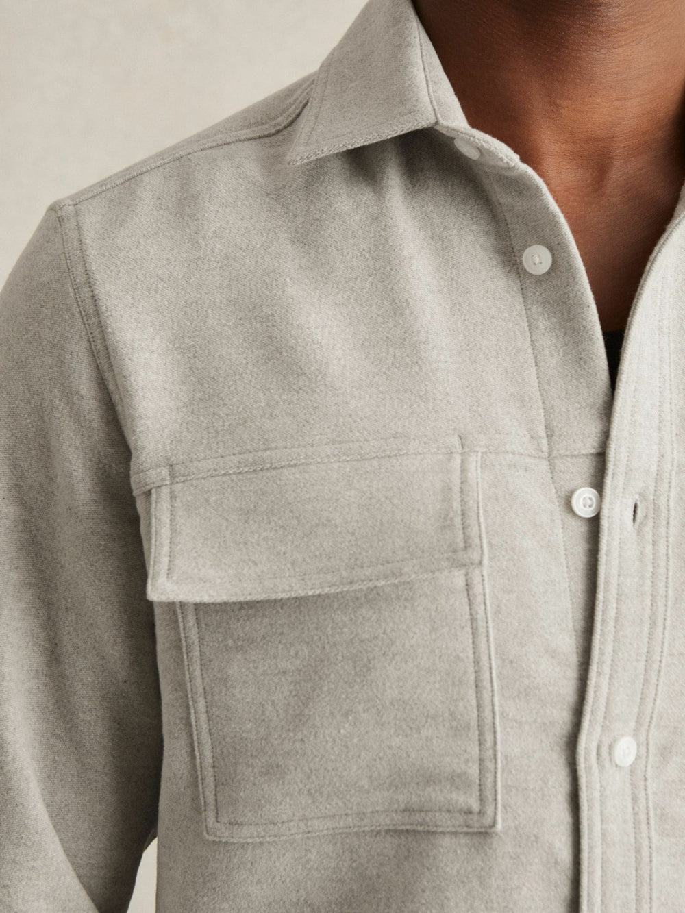 Moleskin-Cotton Twin-Pocket Overshirt Soft Grey Melange | Mens