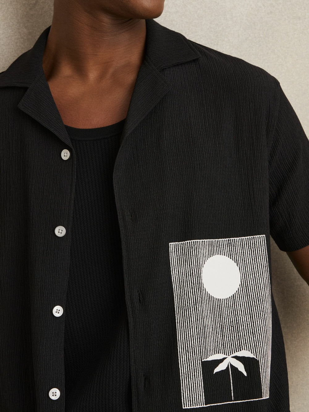Graphic Print Cuban-Collar Shirt Black | Mens