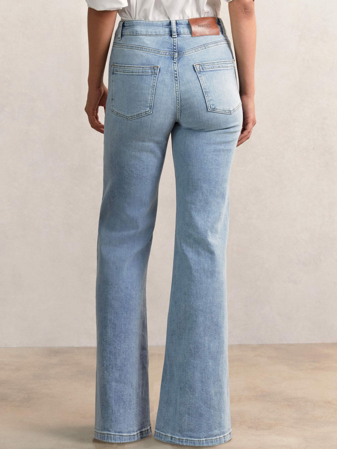 Petite Mid-Rise Flared Jeans Light Blue | Womens