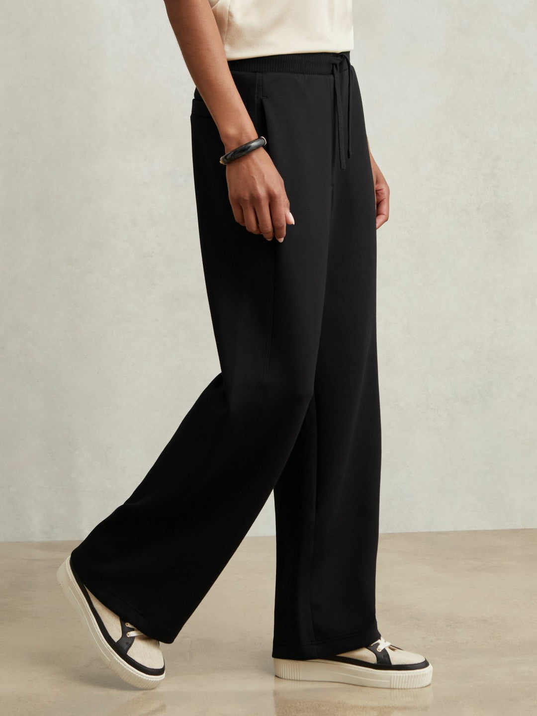 Petite Wide-Leg Interlock Drawstring Joggers Black | Womens