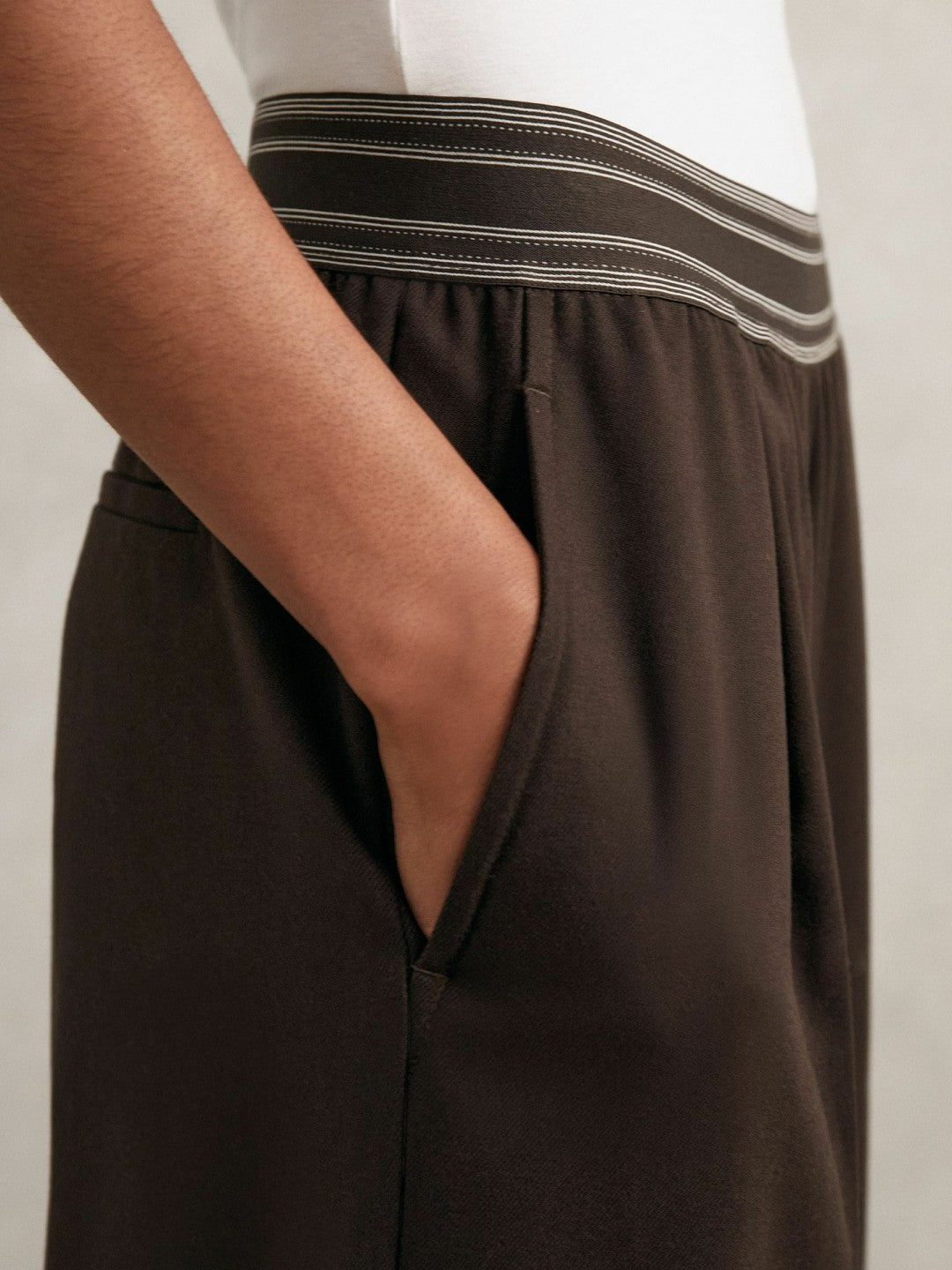 Petite Wide-Leg Contrast-Waistband Trousers Chocolate Brown | Womens