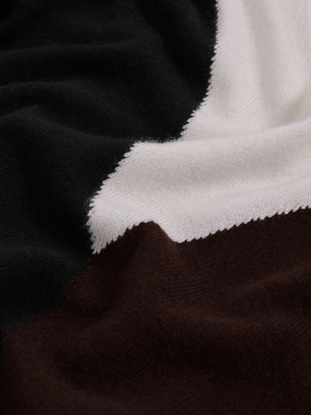 Wool-Blend Colourblock Knit Jumper with Cashmere Black/Burgundy/Cream | Womens