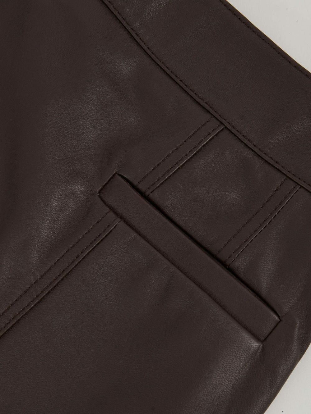 Leather Welt-Pocket Mini Skirt Burgundy | Womens