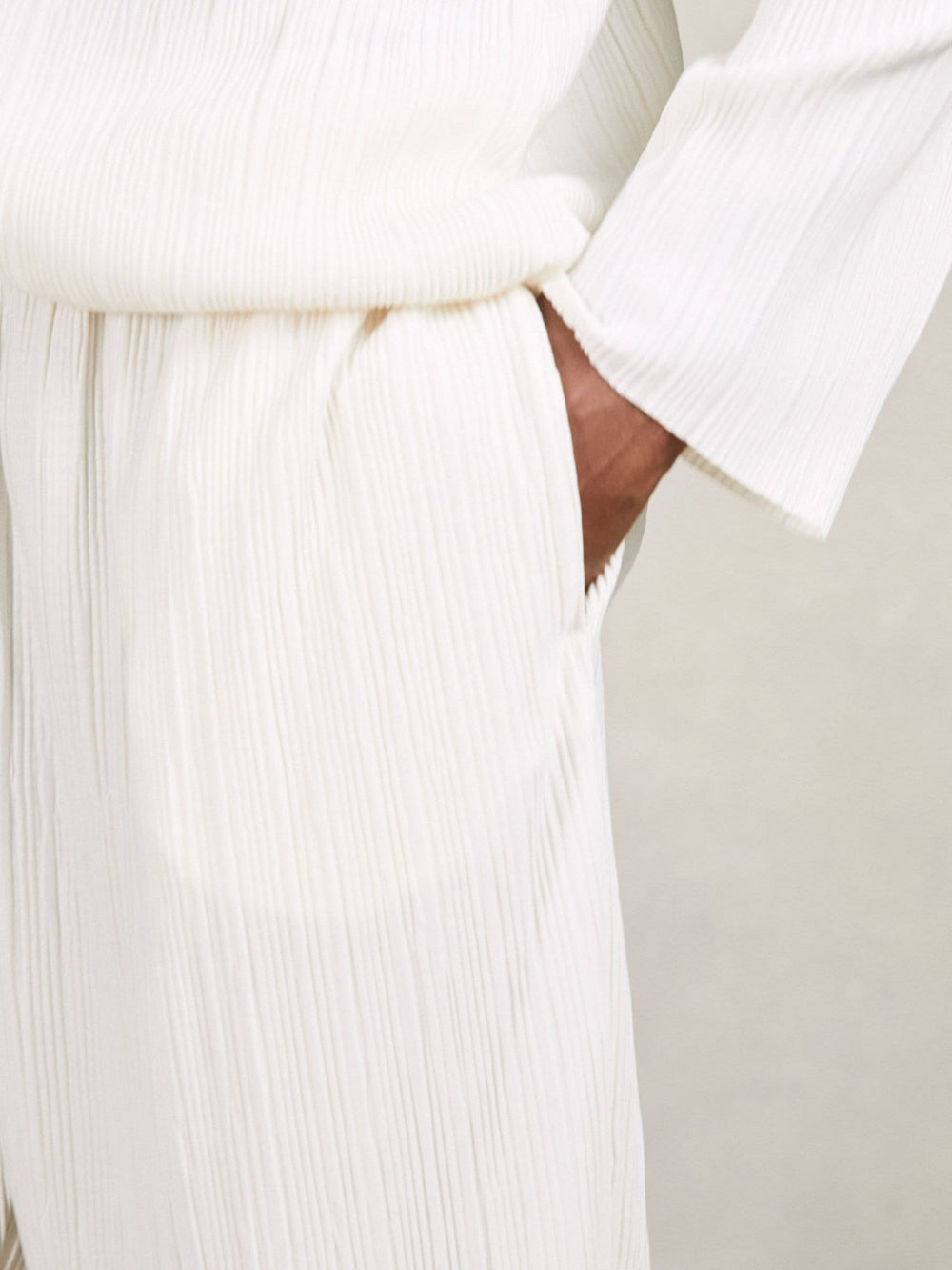 Plissé Wide Leg Trousers Off White | Mens