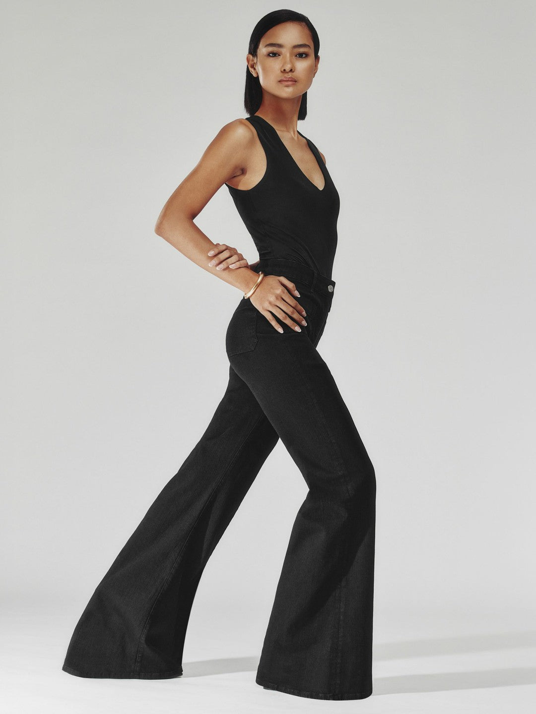 Petite Patch-Pocket Flared Jeans Black | Womens