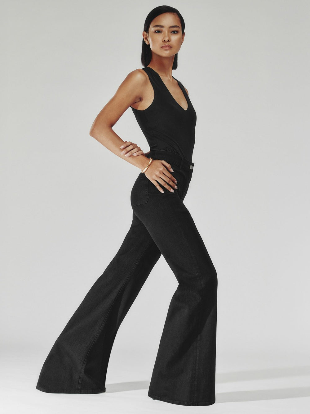 Petite Patch-Pocket Flared Jeans Black | Womens