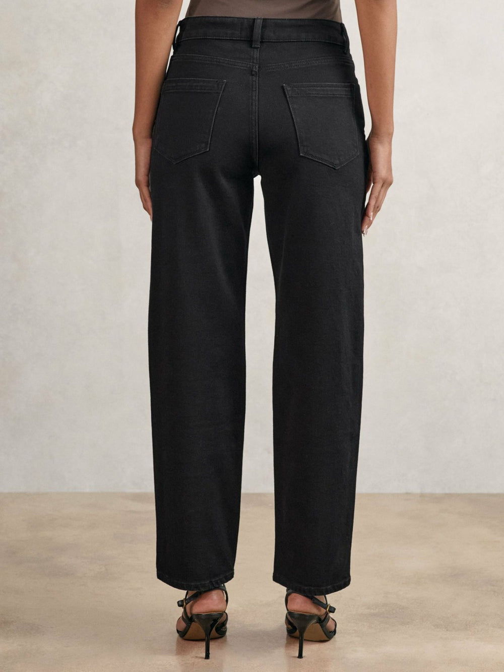 Petite Mid Rise Straight Leg Jeans Black | Womens