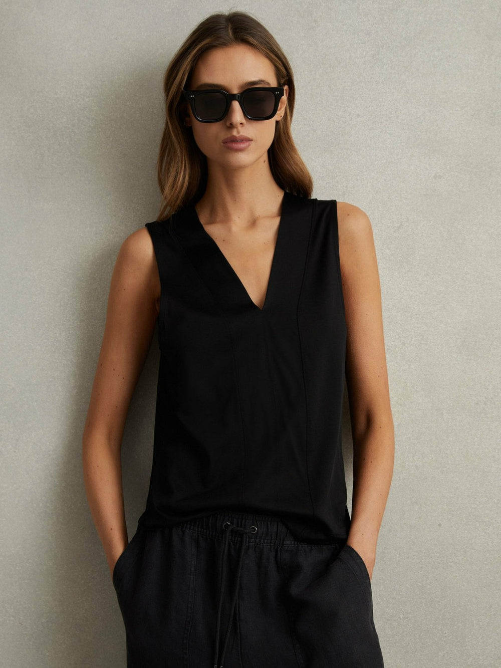 V-Neck Shell Top Black | Womens