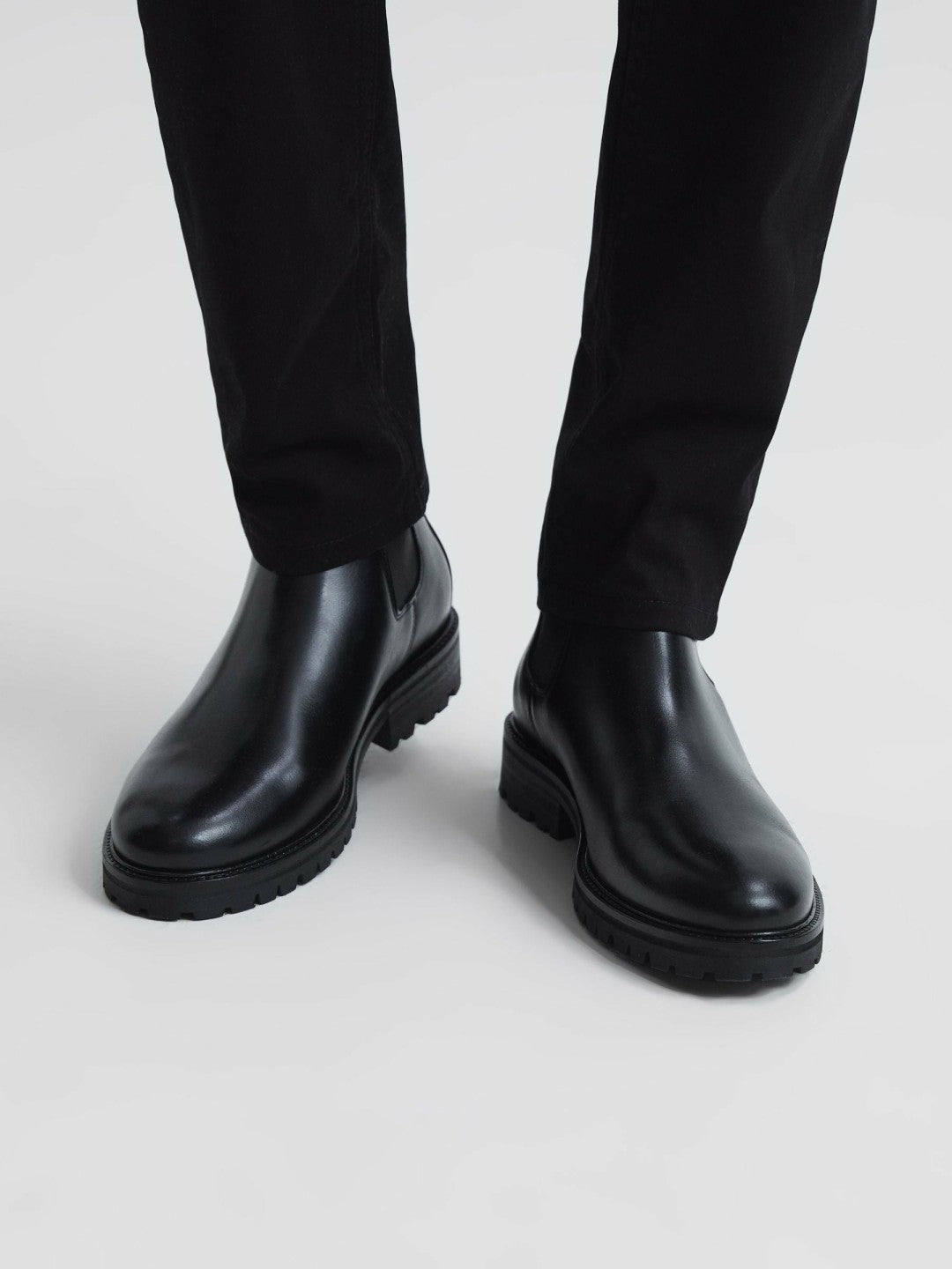 Leather Chelsea Boots Black | Mens