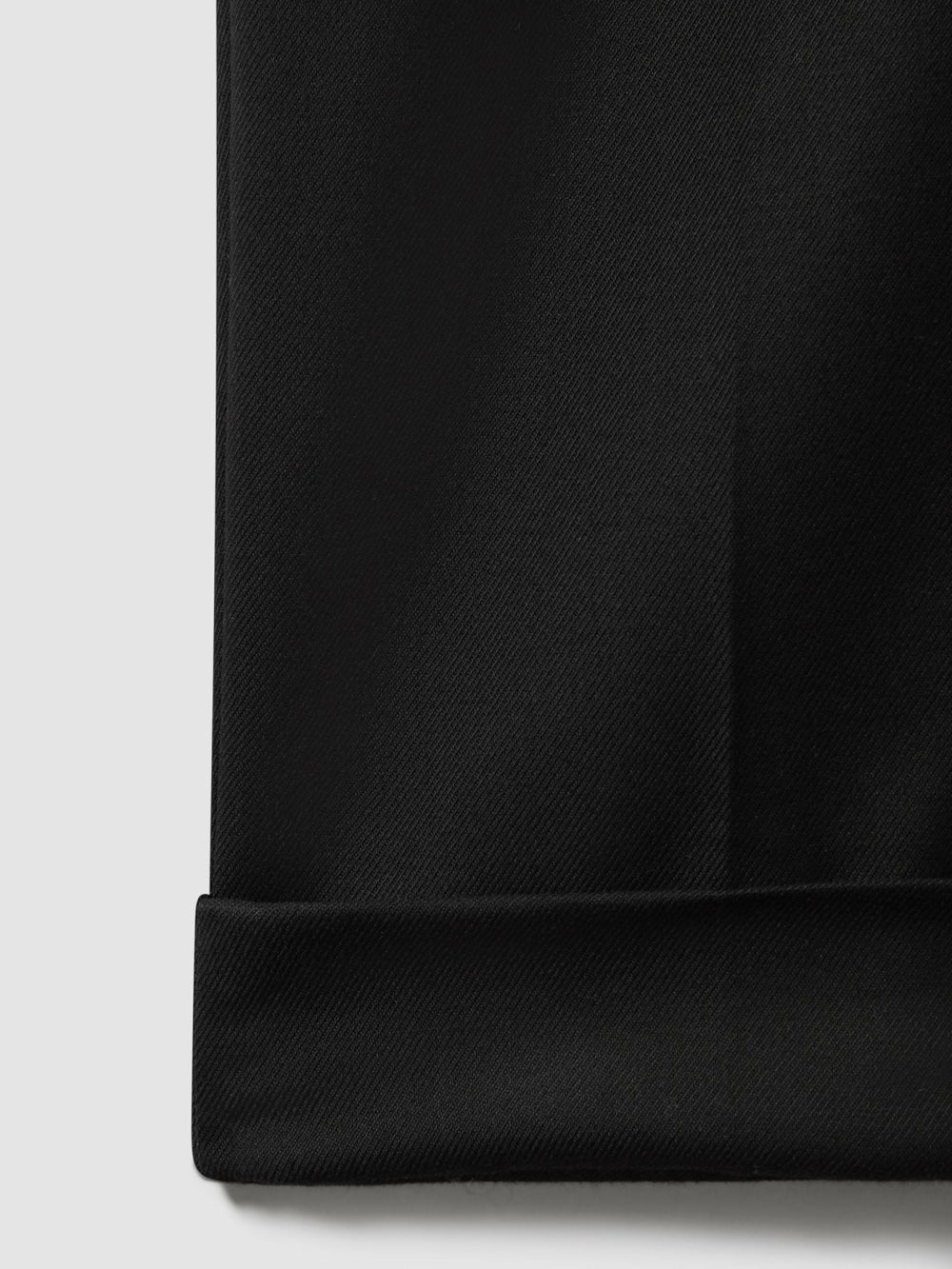 Relaxed-Fit Pleated Tapered Trousers Black | Mens