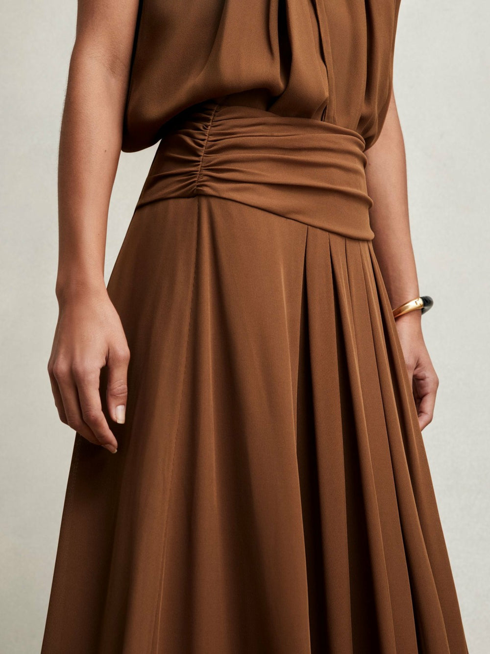 Jersey Ruched-Waist Maxi Skirt Tan Brown | Womens